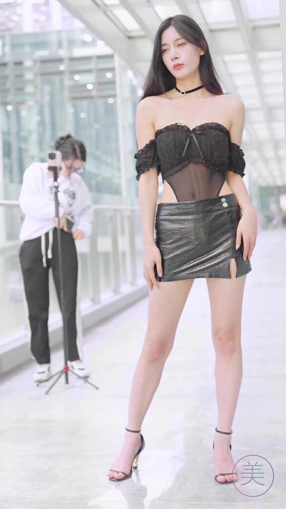 NO.0913 2023 广州车展 Racing Model 车模抖音网红随拍113[1V/545MB]插图