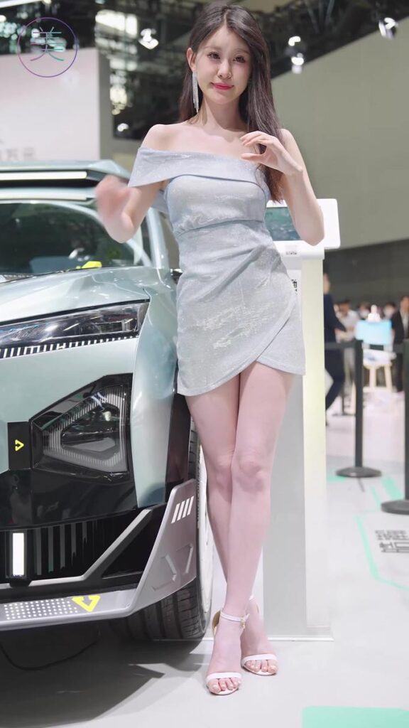 NO.0914 2023 广州车展 Racing Model 车模抖音网红随拍114[1V/357MB]插图2