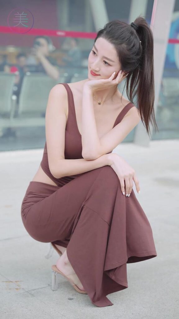 NO.0915 2023 广州车展 Racing Model 车模抖音网红随拍115[1V/225MB]插图3