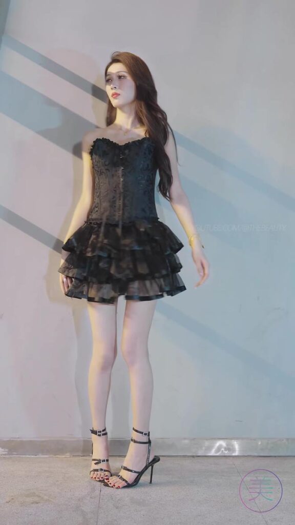 NO.0922 2023 广州车展 Racing Model 车模抖音网红随拍122[1V/373MB]插图3