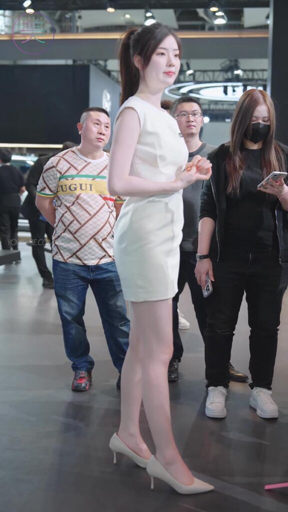 NO.0961 2023 广州车展 Racing Model 车模抖音网红随拍133[1V/762MB]插图1