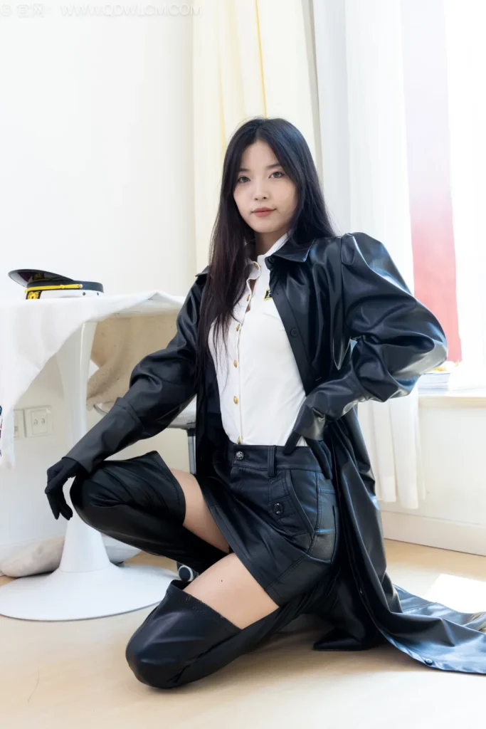 物恋传媒 NO.2527 茯苓-高跟长靴、薄肉丝、揉脚[174P/1V/3.86GB]插图2