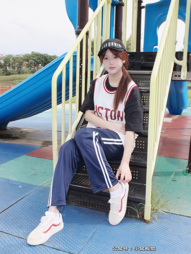 小众视觉 026-小薯条人字拖球服套装［114P/1V/5.35G］插图2