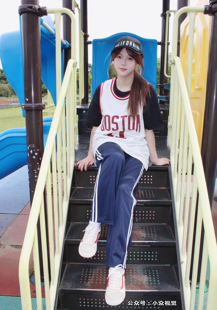 小众视觉 026-小薯条人字拖球服套装［114P/1V/5.35G］插图1