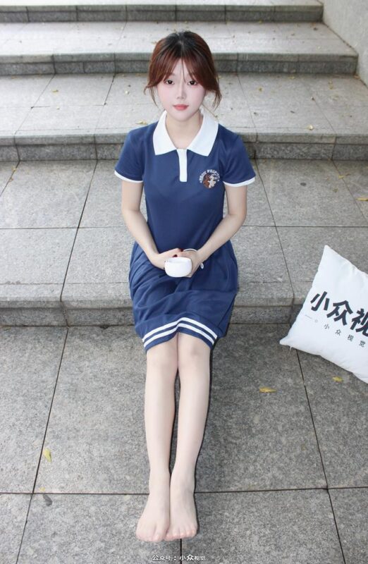 小众视觉 038-小薯条学院风丝袜 [102P/1V/5.84G]-无料摄影圈