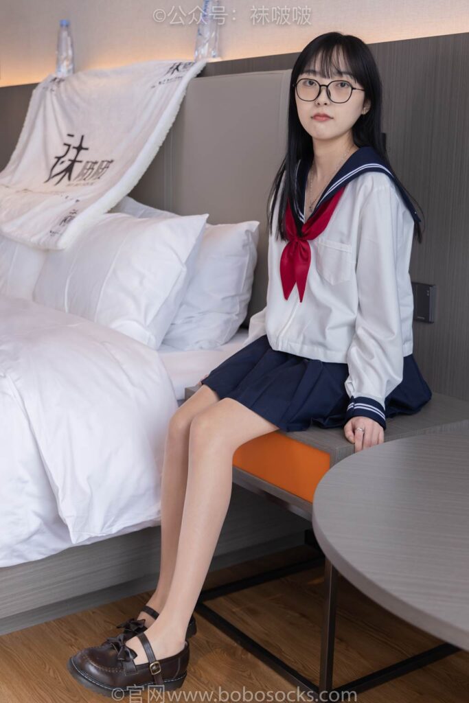 [BoBoSocks袜啵啵]积分限定作品 NO.005 稚予-JK制服、皮鞋、油亮肉丝[133P/1V/4.11GB]插图2