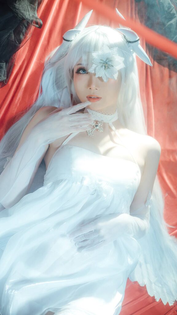 焖焖碳&Tomoyo酱 005 碧蓝航线 埃姆登 双黑白夜之主 [29P/327MB]插图1