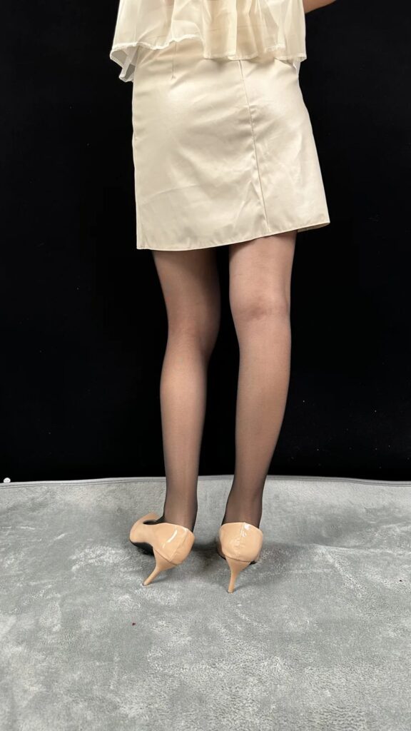 三禾摄影 NO.031 皮裙 黑丝 高跟[194P/915MB]插图2