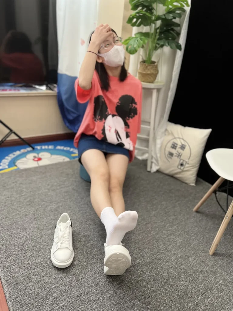 三禾摄影 NO.035 牛仔裙 棉袜 小白鞋[185P/2V/4.19GB]插图2