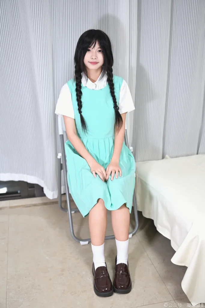 凝思摄影 NO.050 沅沅-连衣裙、短白袜、小皮鞋[145P/1V/5.40GB]插图1