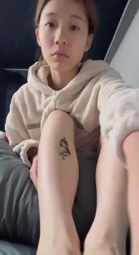 脚模面试脸足同框套路系列-201 [15V/62M]插图3