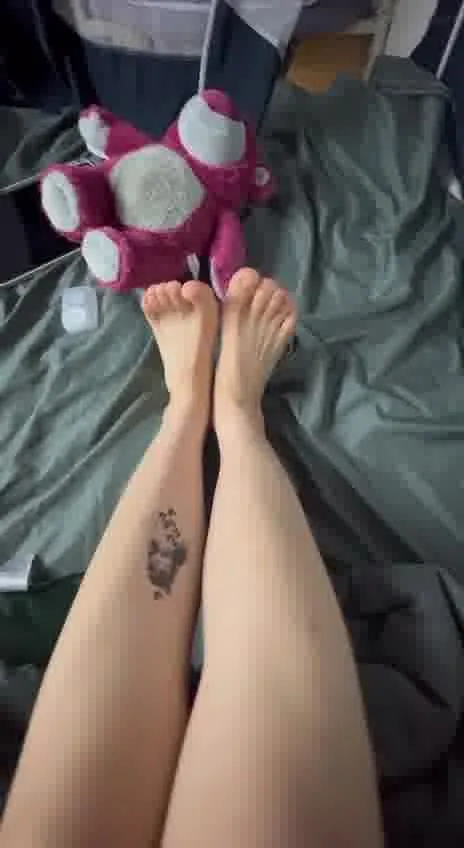 脚模面试脸足同框套路系列-201 [15V/62M]插图2