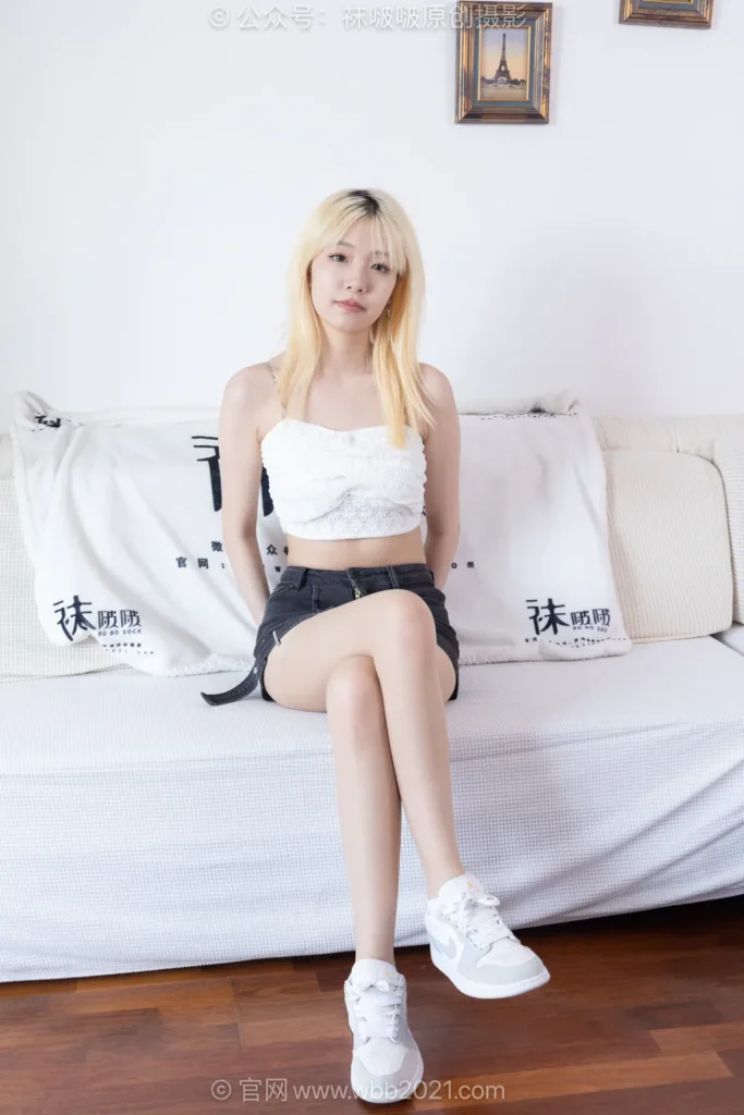 [BoBoSocks袜啵啵]NO.616 小甜豆-板鞋、纯白棉袜、薄肉丝[152P/1V/5.50GB]插图2