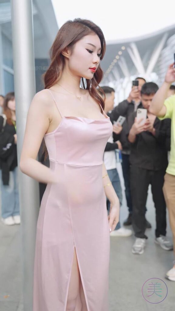 NO.1047 2024 深圳改装车展 Auto Salon 车模抖音网红随拍 59[1V/319MB]插图3