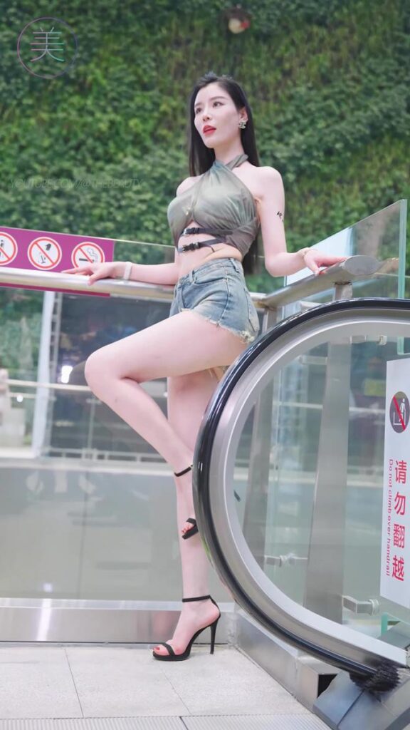 NO.1050 2024 深圳改装车展 Auto Salon 车模抖音网红随拍 62[1V/311MB]插图2