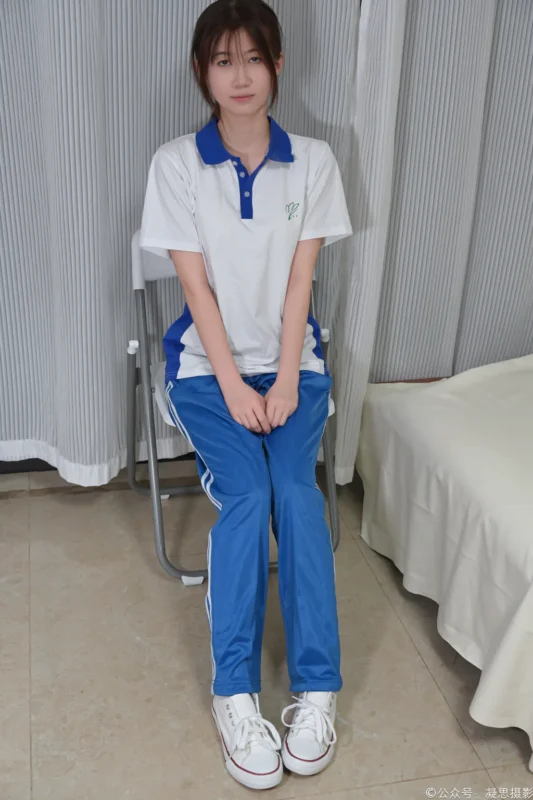 凝思摄影 NO.056 小慧-校服、短白袜、帆布鞋[150P/1V/5.75GB]-无料摄影圈