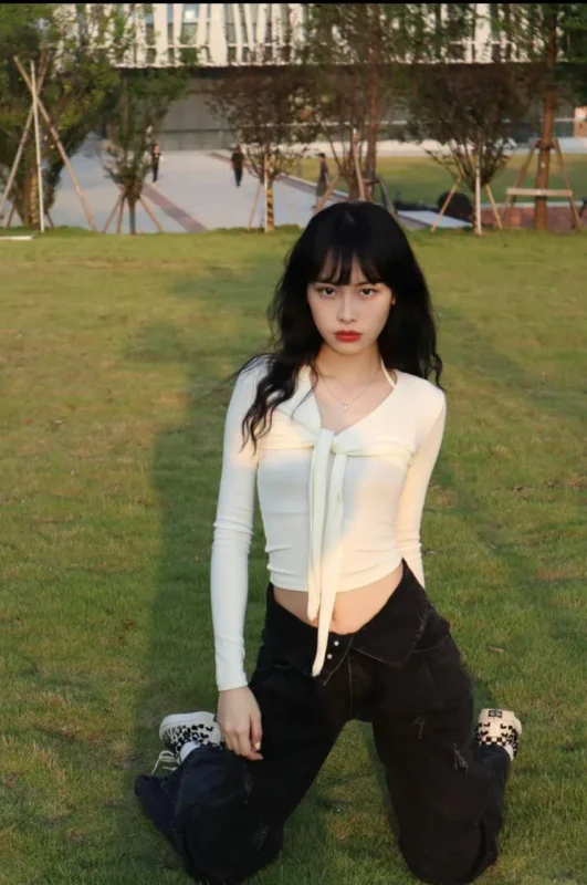 脚模面试脸足同框套路系列-216 红润脚 [8V/40M]-无料摄影圈