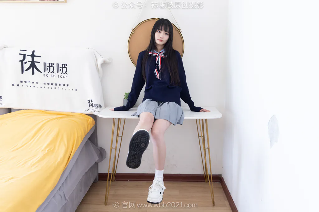 [BoBoSocks袜啵啵]NO.635 甜甜圈-板鞋、白棉袜、裸足、学院风[186P/1V/6.38GB]插图