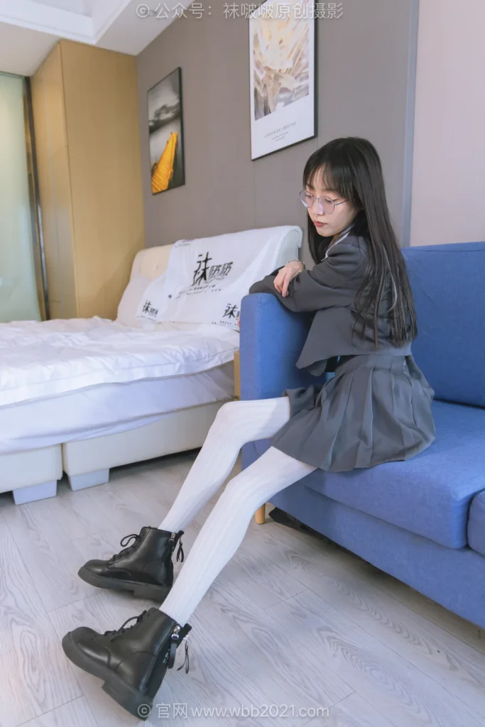 [BoBoSocks袜啵啵]NO.637 稚予-短靴、厚白丝、学院风[140P/1V/5.69GB]插图3