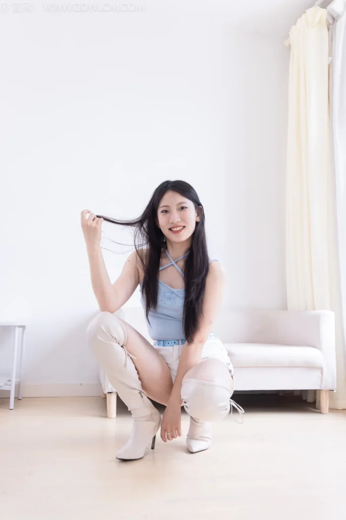 物恋传媒 NO.2548 奶糖-高跟长靴、白棉袜、裸足[177P/1V/3.62GB]插图3