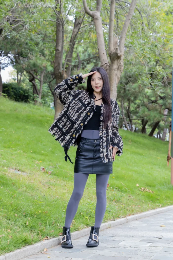 物恋传媒 NO.2549 茯苓-短靴、厚灰丝[250P/1V/6.29GB]插图1