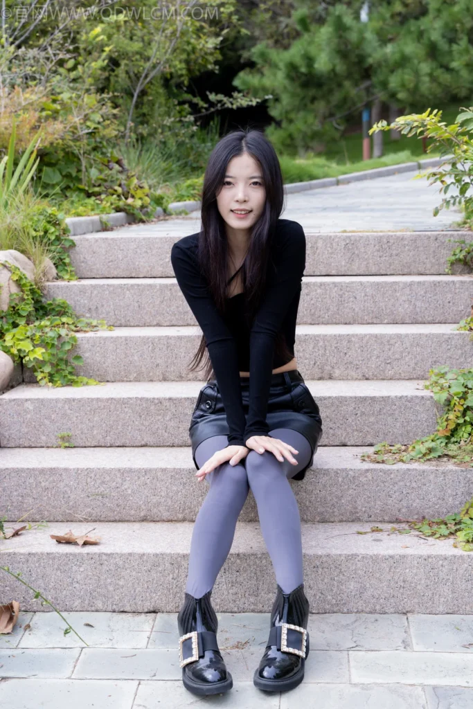 物恋传媒 NO.2549 茯苓-短靴、厚灰丝[250P/1V/6.29GB]插图3