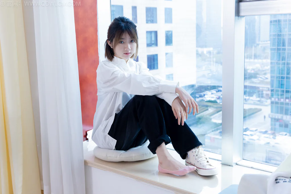 物恋传媒 NO.2554 欢欢-帆布鞋、粉色船袜[160P/1V/5.00GB]插图3