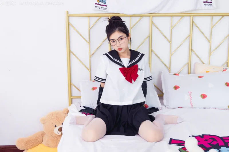 物恋传媒 NO.2557 米米-高跟长靴、薄白丝、JK制服、皮手套[155P/1V/3.15GB]-无料摄影圈