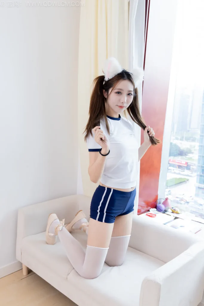 物恋传媒 NO.2565 泡泡-平底鞋、薄白丝大腿袜、体操服[158P/1V/3.59GB]插图3