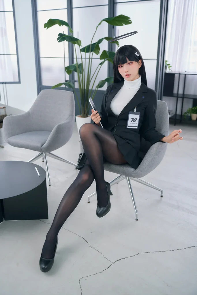 Ely_eee(ElyEE子) NO.186 – Tsukatsuki Rio 調月莉音[25P/46MB]插图1