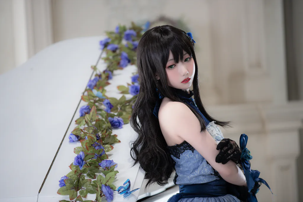 小木曾AYA NO.005 – 偶像大师 涩谷凛 礼服[13P/64MB]插图1