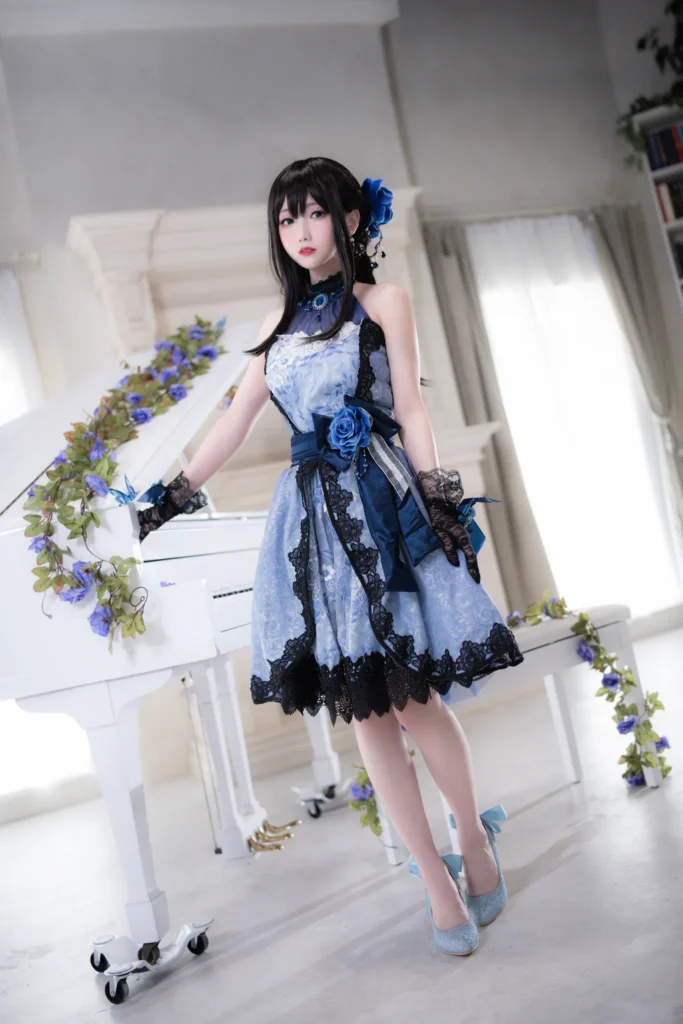 小木曾AYA NO.005 – 偶像大师 涩谷凛 礼服[13P/64MB]插图