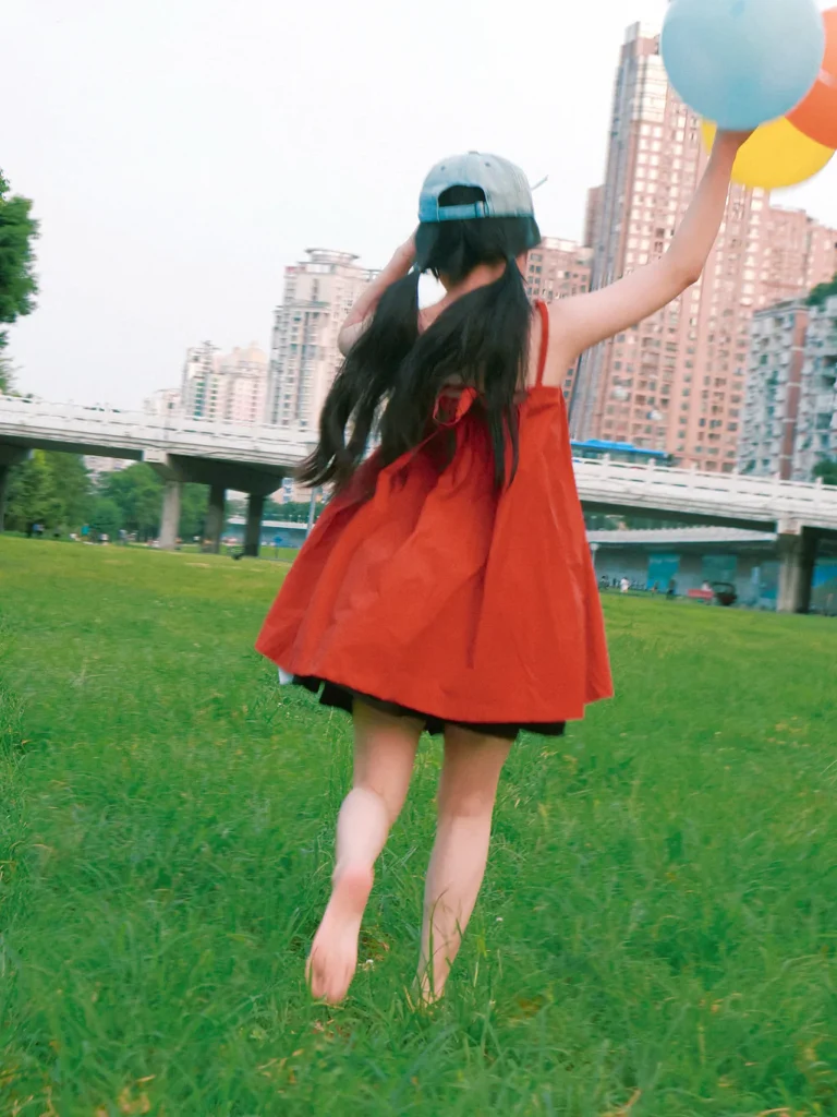 小羊蛋卷 019 红色小吊带 [6P/76M]插图