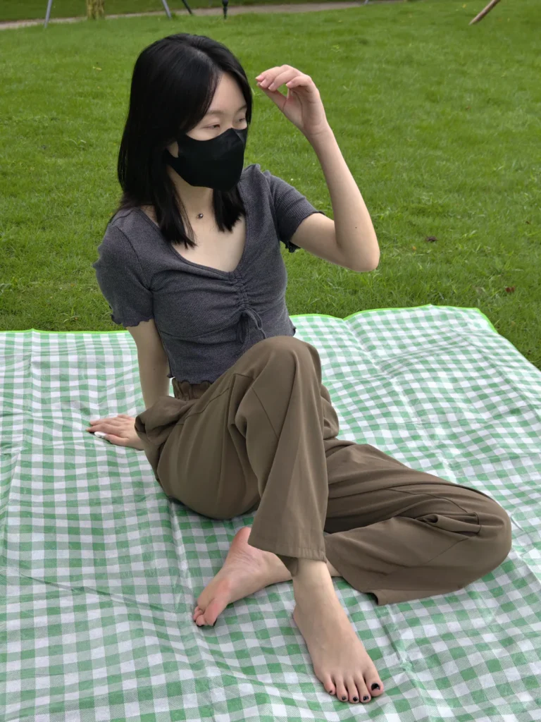 个人约拍 – 002号作品 口罩嫩白脚[287P/74V/3.60GB]插图