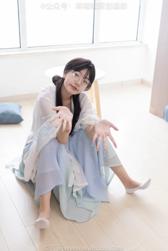 [BoBoSocks袜啵啵]NO.643 小甜豆-汉服、白船袜、薄肉丝、裸足[164P/1V/6.66GB]-无料摄影圈