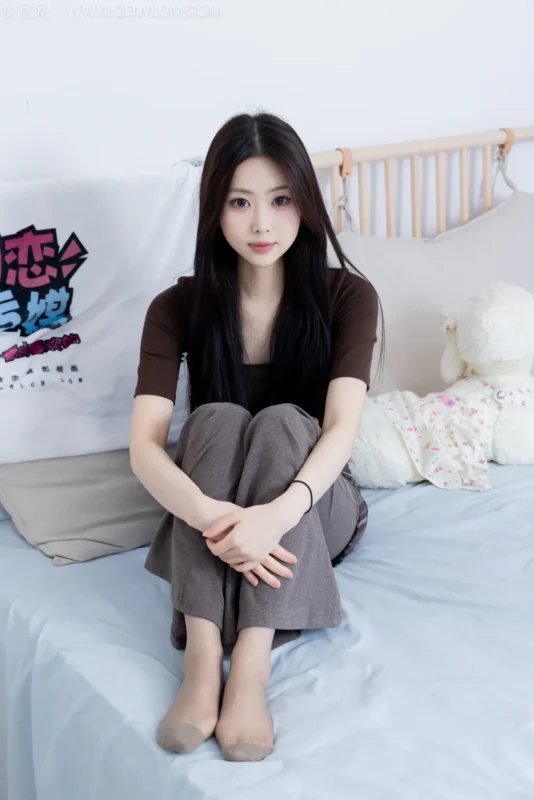 物恋传媒 NO.2573 小羊-短靴、薄灰丝、裤里丝[157P/1V/4.21GB]-无料摄影圈