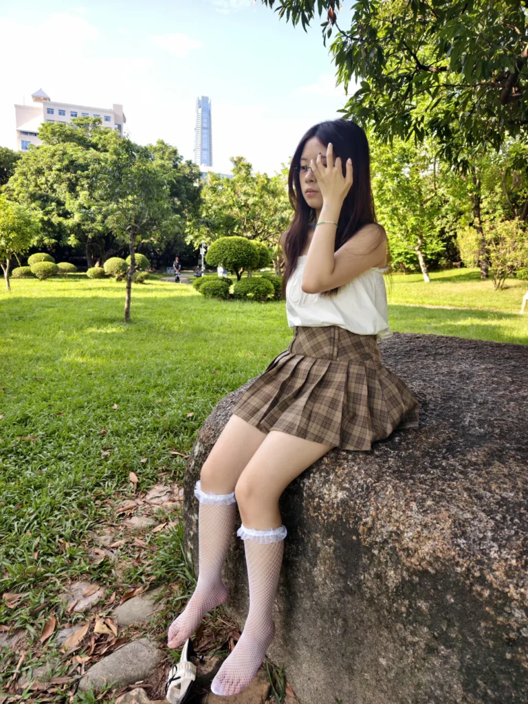 约拍系列 013号作品 半框眼镜高颜值小妹[296P/52V/4.38GB]插图3