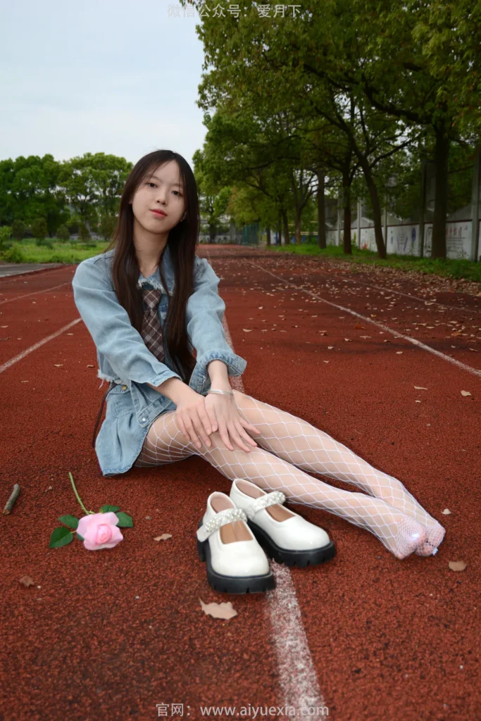 爱月下056期[100P/1V/3.02G]插图3