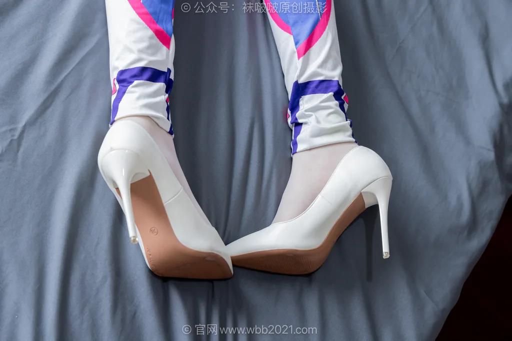 [BoBoSocks袜啵啵]NO.651 小甜豆-高跟鞋、薄白丝、连体衣裤里丝[181P/1V/7.22GB]插图1