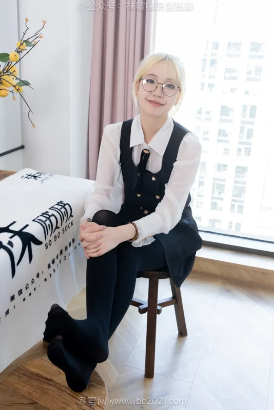 [BoBoSocks袜啵啵]NO.653 小甜豆-皮鞋、厚黑丝、瑜伽动作[146P/1V/5.59GB]-无料摄影圈