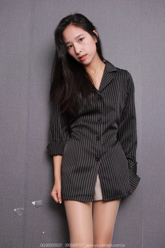 [IESS异思趣向] 2025.11.21 丝享家2217：美子《长靴肉丝（上)》[96P/114MB]插图3