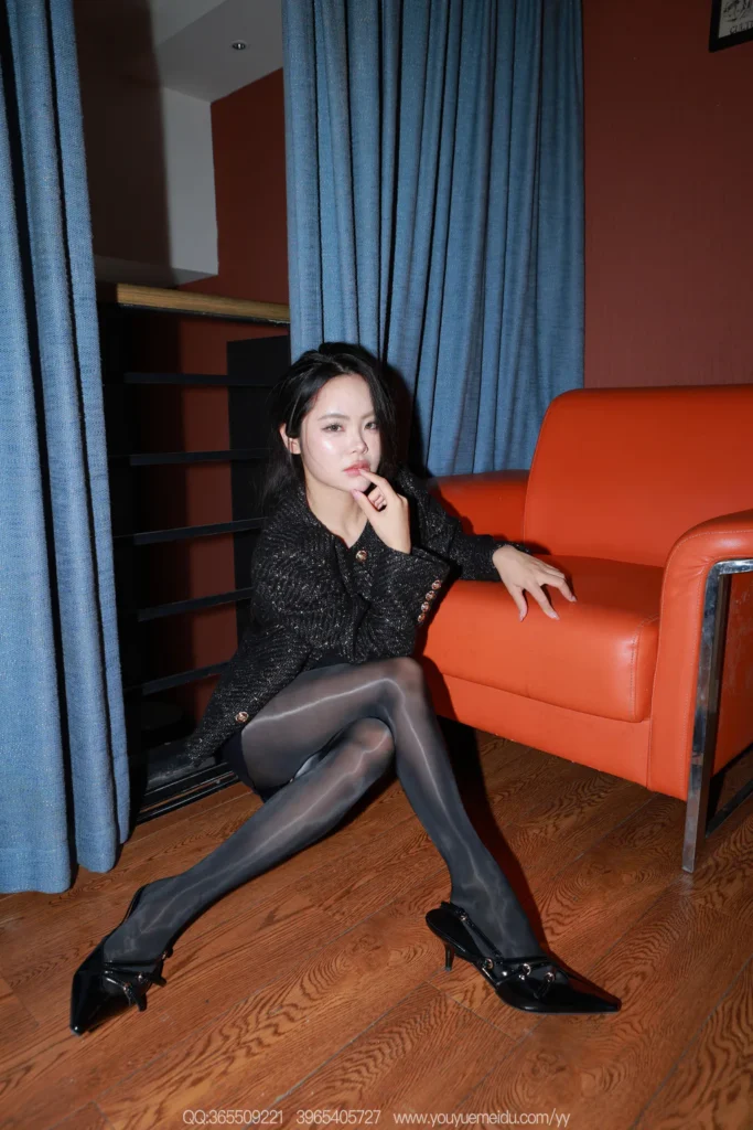 [IESS异思趣向] 2025.11.25 丝享家2220：兔兔《油亮丝（下）》[69P/121MB]插图3