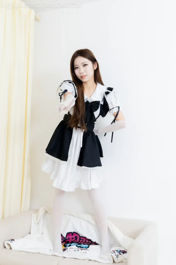 物恋传媒 NO.2597 泡泡-高跟鞋、厚白丝、裸足、小人国[163P/1V/6.55GB]插图3