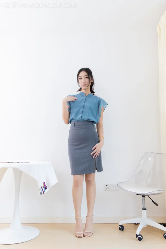 物恋传媒 NO.2598 小野-三双高跟鞋、薄肉丝、裸足[163P/1V/6.42GB]插图1