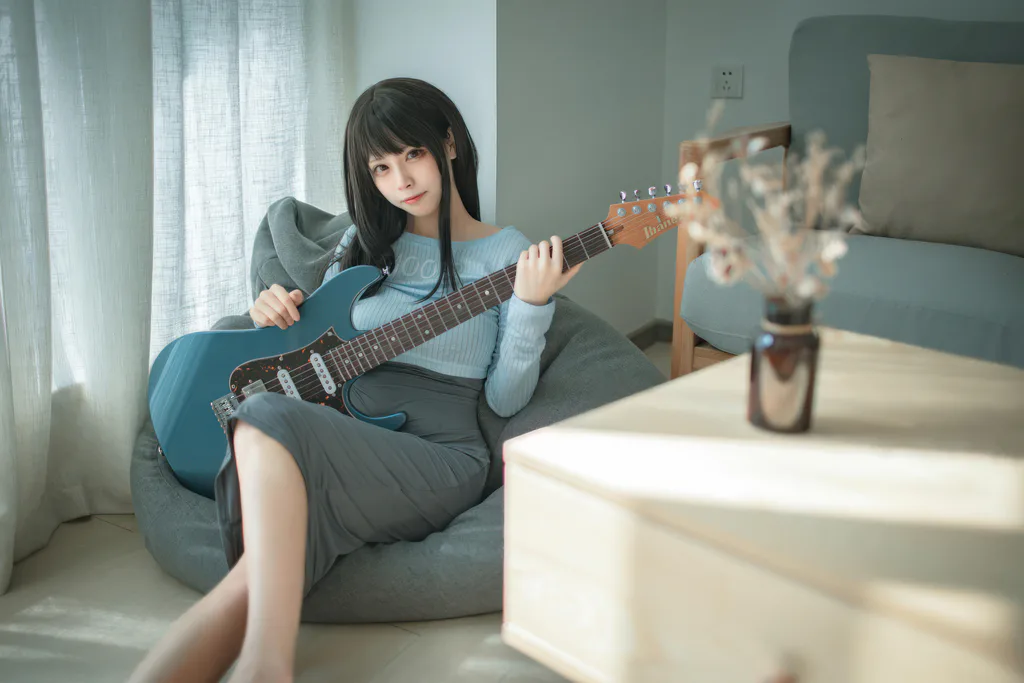 三無人型 NO.012 – 吉他妹妹[24P/223MB]插图2