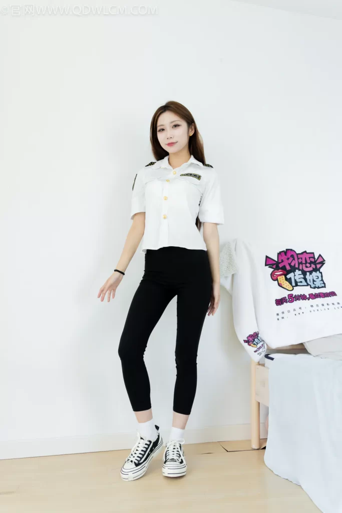 物恋传媒 NO.2615 泡泡-帆布鞋、白棉袜[155P/1V/3.80GB]插图1