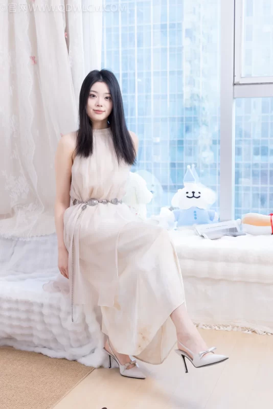 物恋传媒 NO.2623 小暖-高跟鞋、白棉袜、裸足[162P/1V/3.90GB]-无料摄影圈