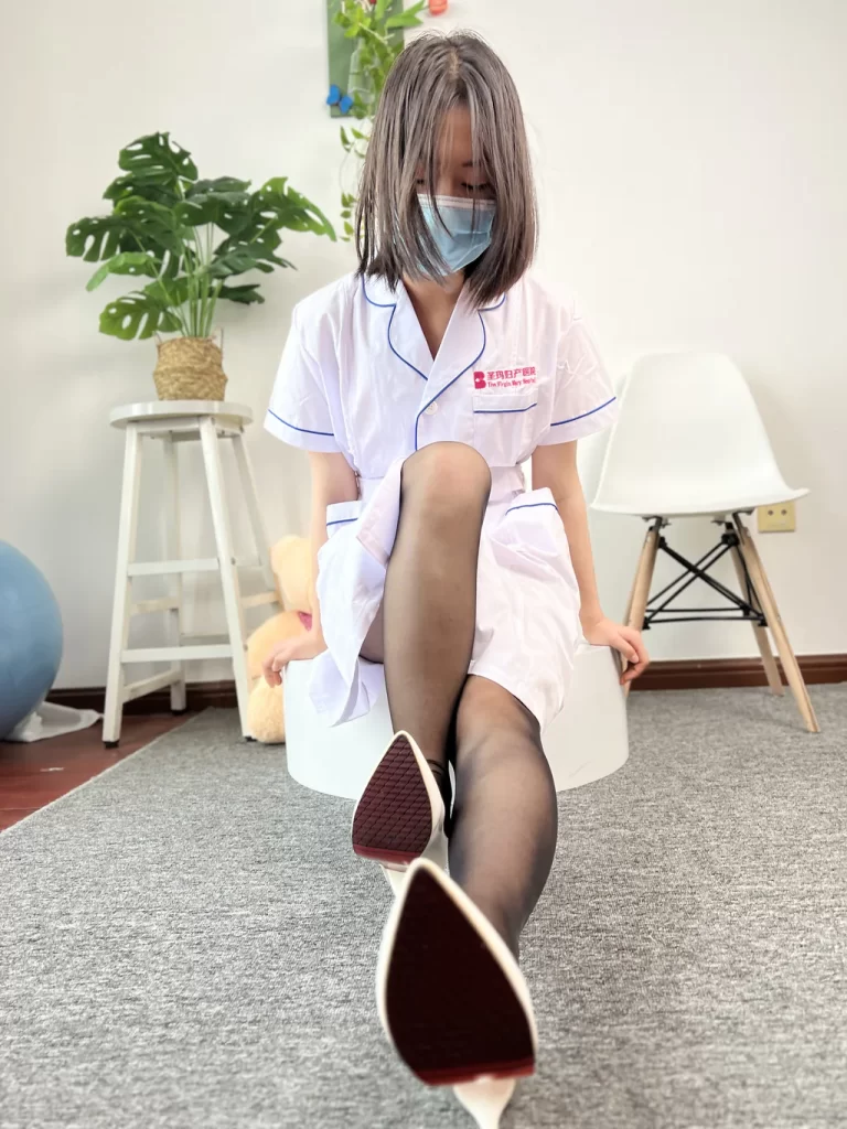 三禾摄影 NO.073 护士服 黑丝 高跟[289P/1V/1.55GB]插图