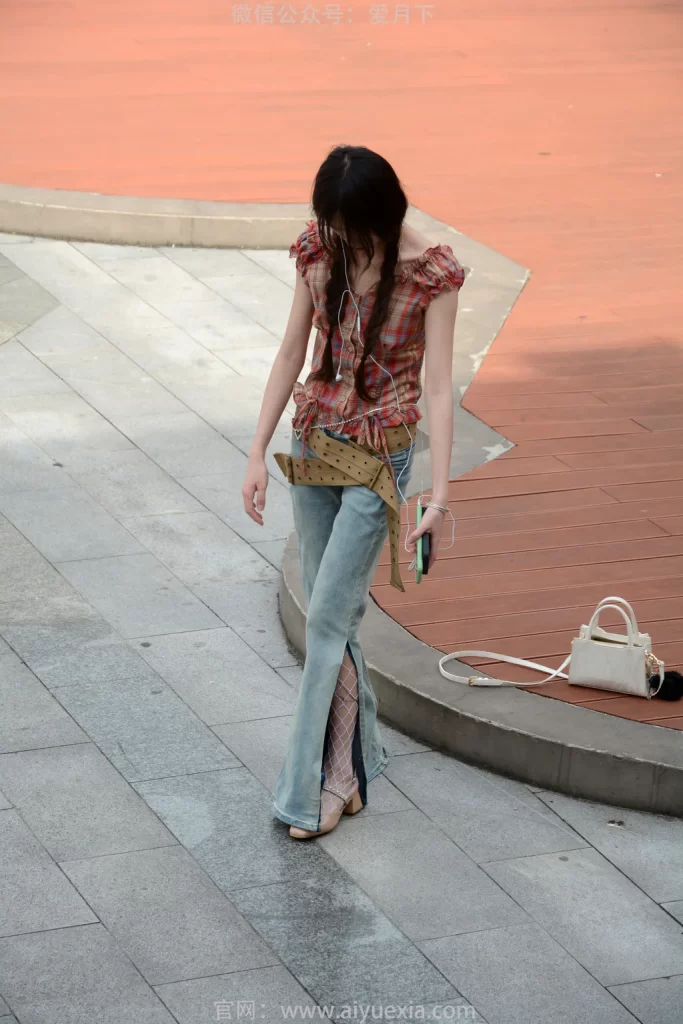 爱月下113期 [100P/1V/8G]插图2