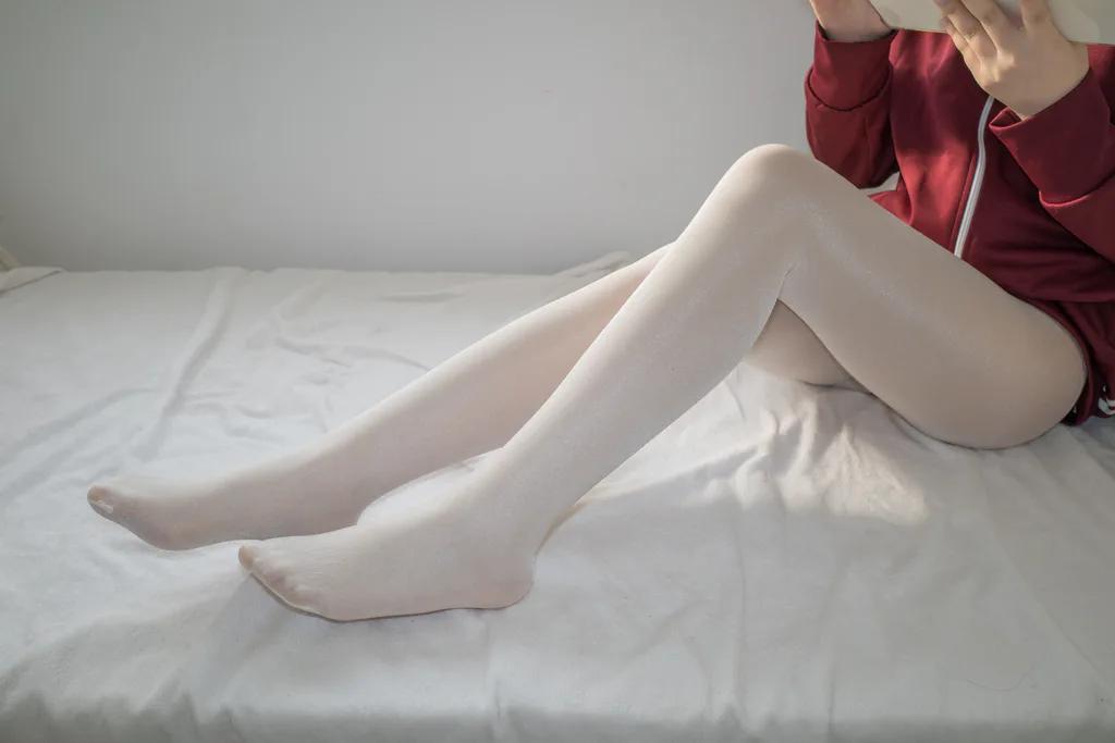 森萝财团写真 – 内部10 小夜 40D闪闪舍宾袜[79P/1V/3.68GB]插图2